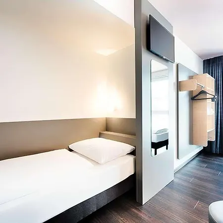 B&B Hotel Willingen فندق
