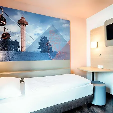 B&B Hotel Willingen فندق فيلنغن